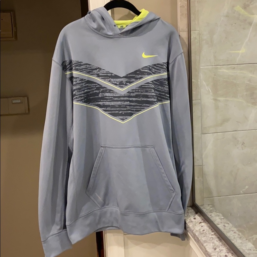 Nike sweatshirt
